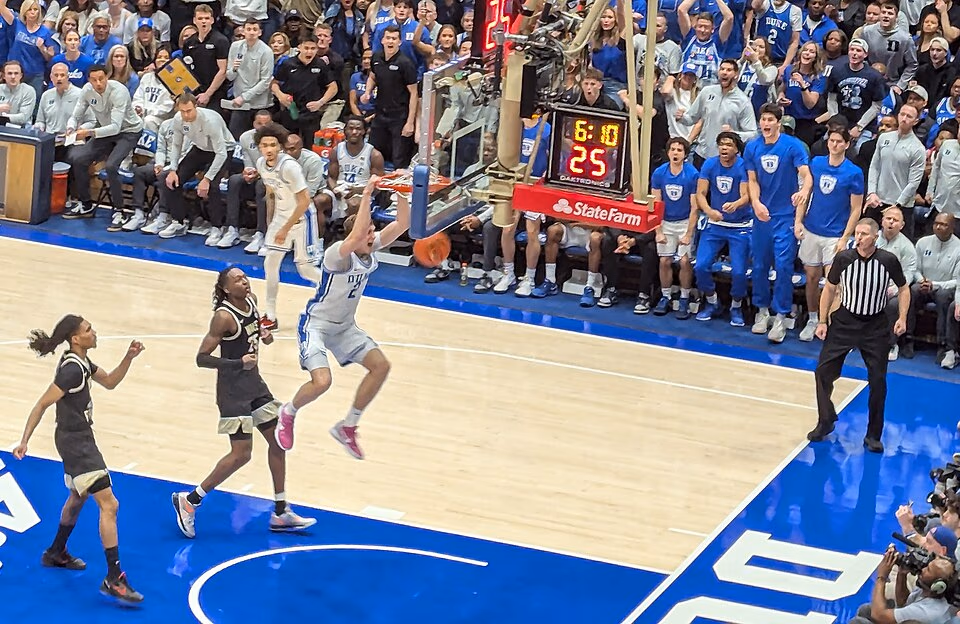 Basketball (NCAA Men) banner